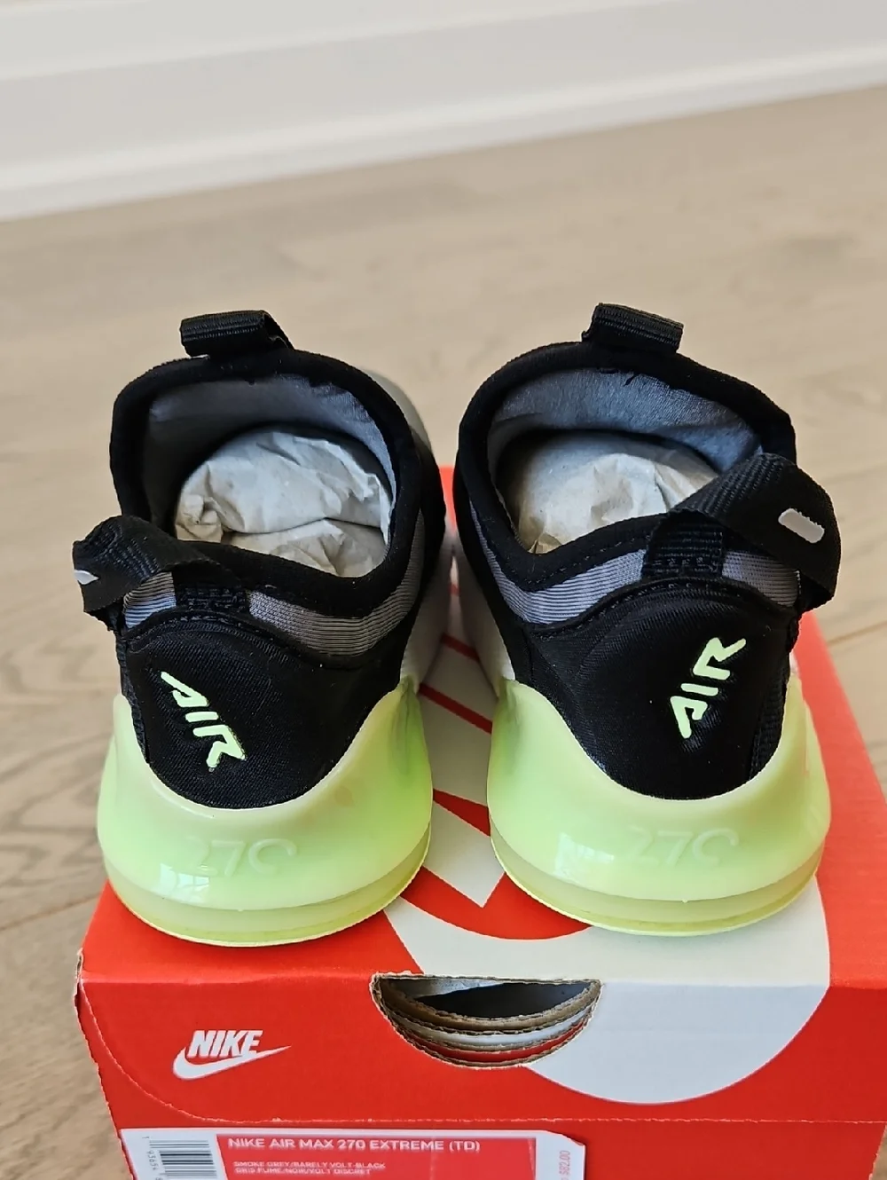 Nike Kids Air Max 270 Extreme Sneakers - Gray/Neon Green-Yellow/Black - Sz 10 - Picture 3 of 6